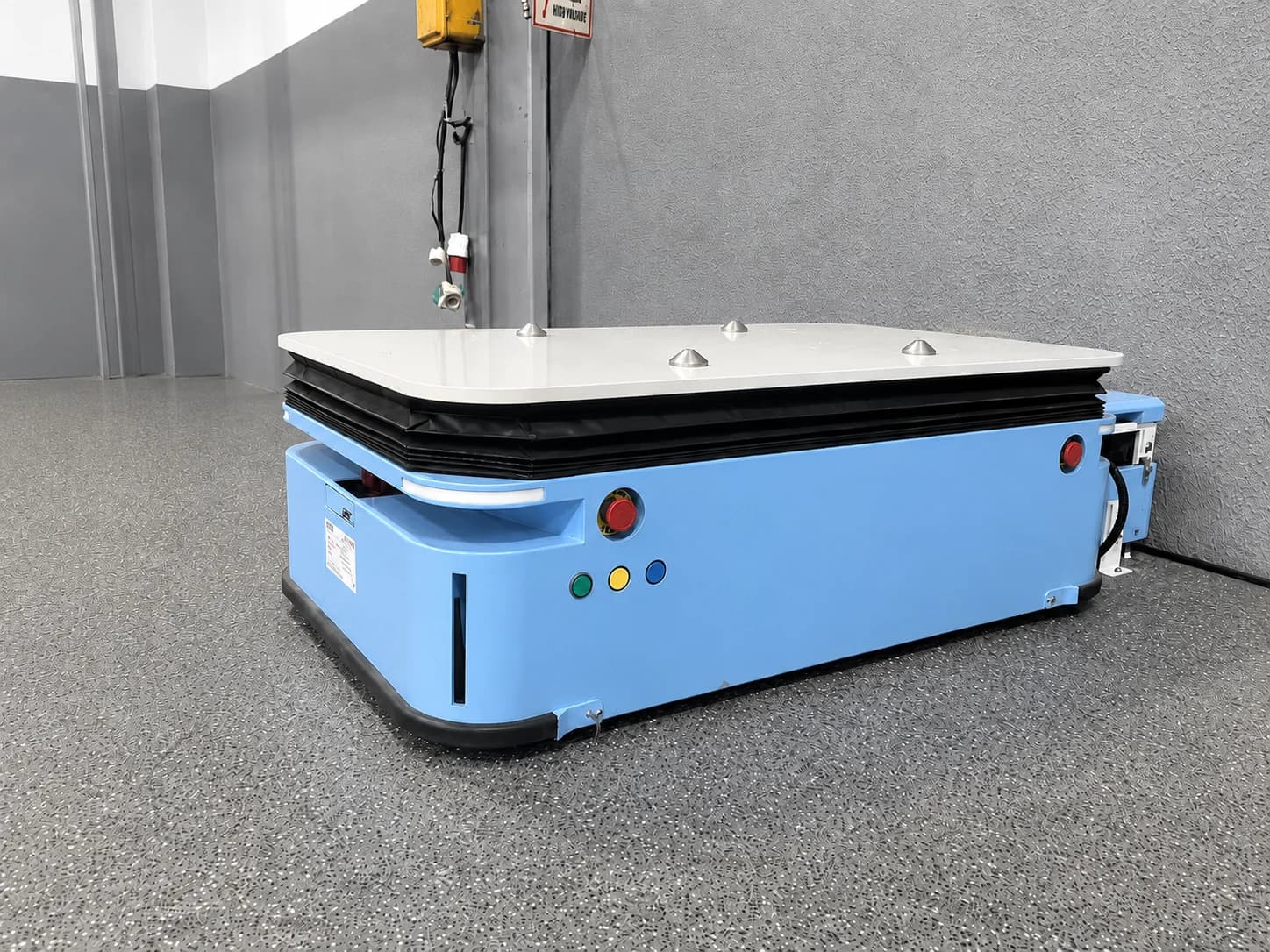 AGV/AMR роботы для автоматизации внутренней логистики